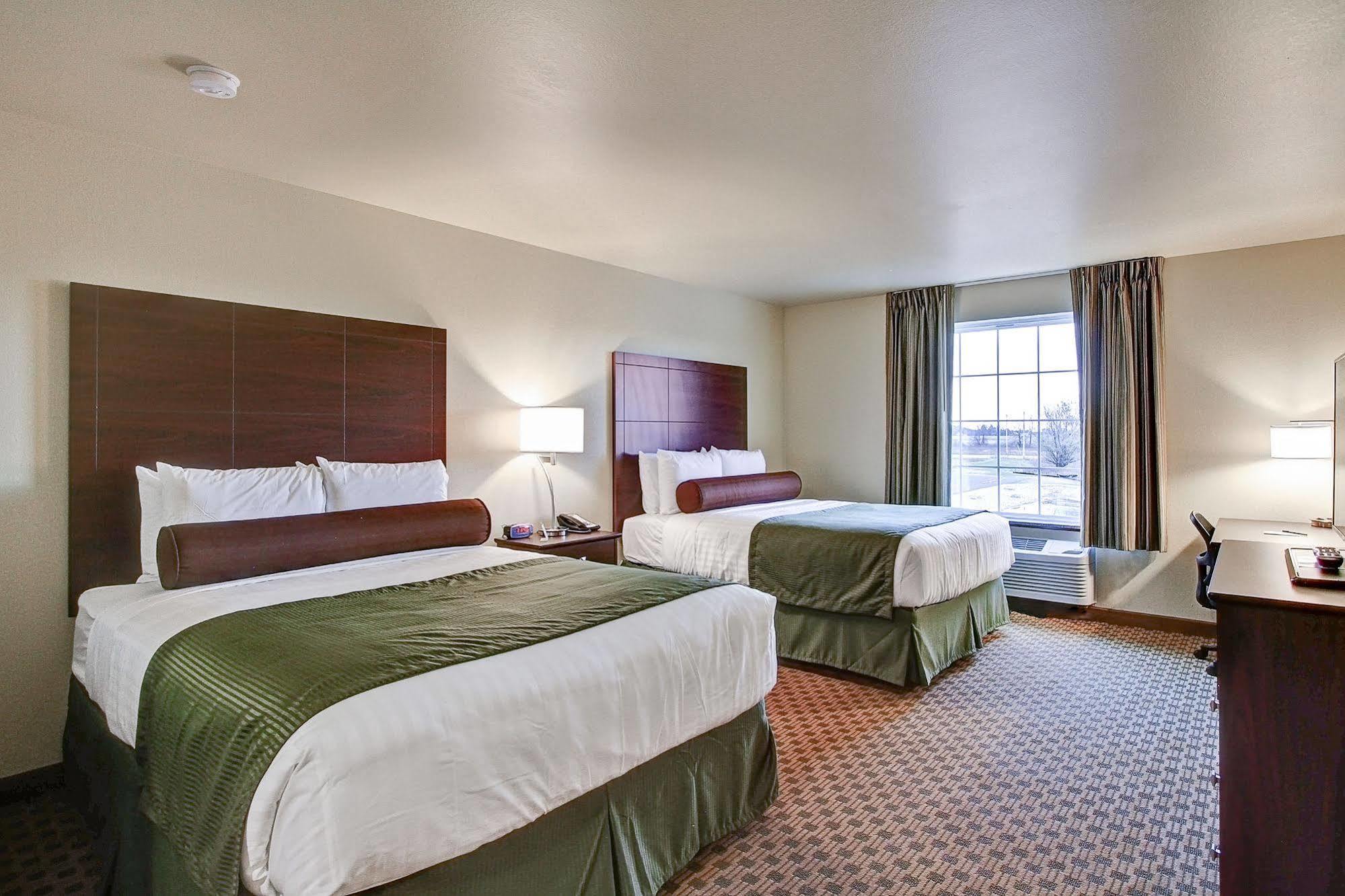 Cobblestone Hotel & Suites Pulaski/Green Bay Exterior photo